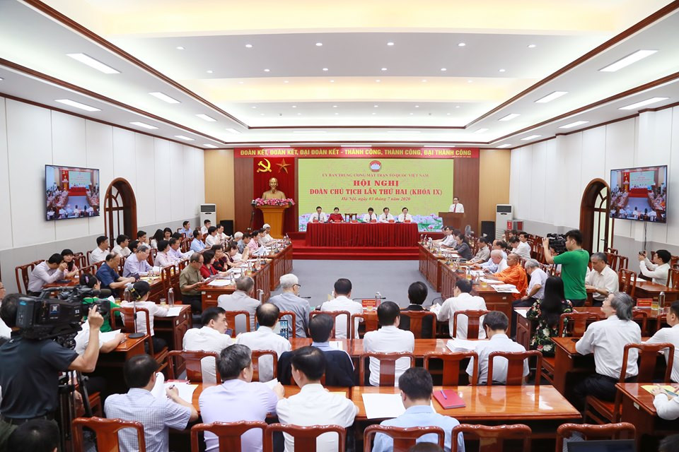 Hội nghị Đoàn Chủ tịch UBTƯ MTTQ Việt Nam lần thứ hai khóa IX. Ảnh: Quang Vinh.