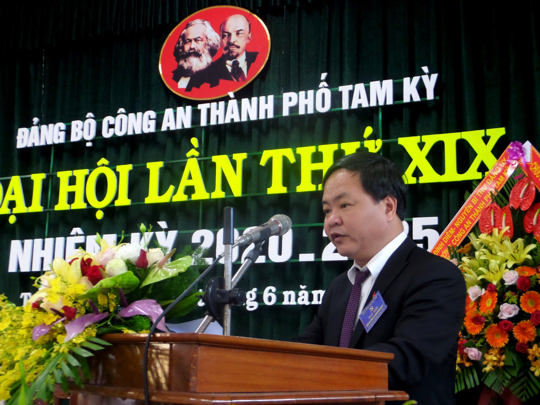 Ông Nguyễn Hồng Quang phát biểu chỉ đạo tại Đại hội đảng bộ Công an TP Tam Kỳ(NK 2020 – 2025.