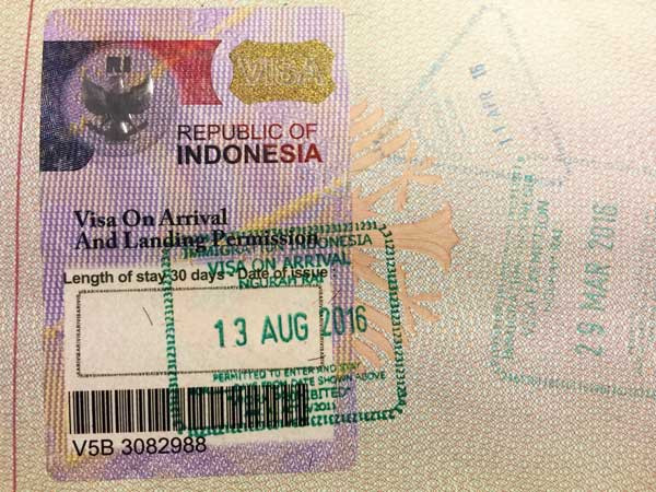 Indonesia ngừng áp dụng giấy phép cư trú khẩn cấp cho người nước ngoài bị kẹt lại Indonesia. Nguồn: Baliviza.