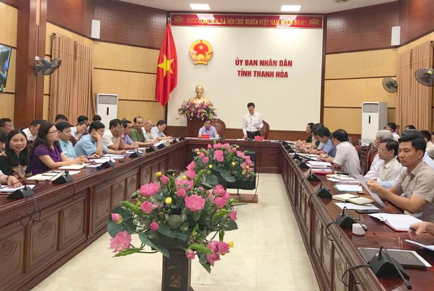 Chủ tịch UBND tỉnh Nguyễn Đình Xứng phát biểu kết luận tại Hội nghị.