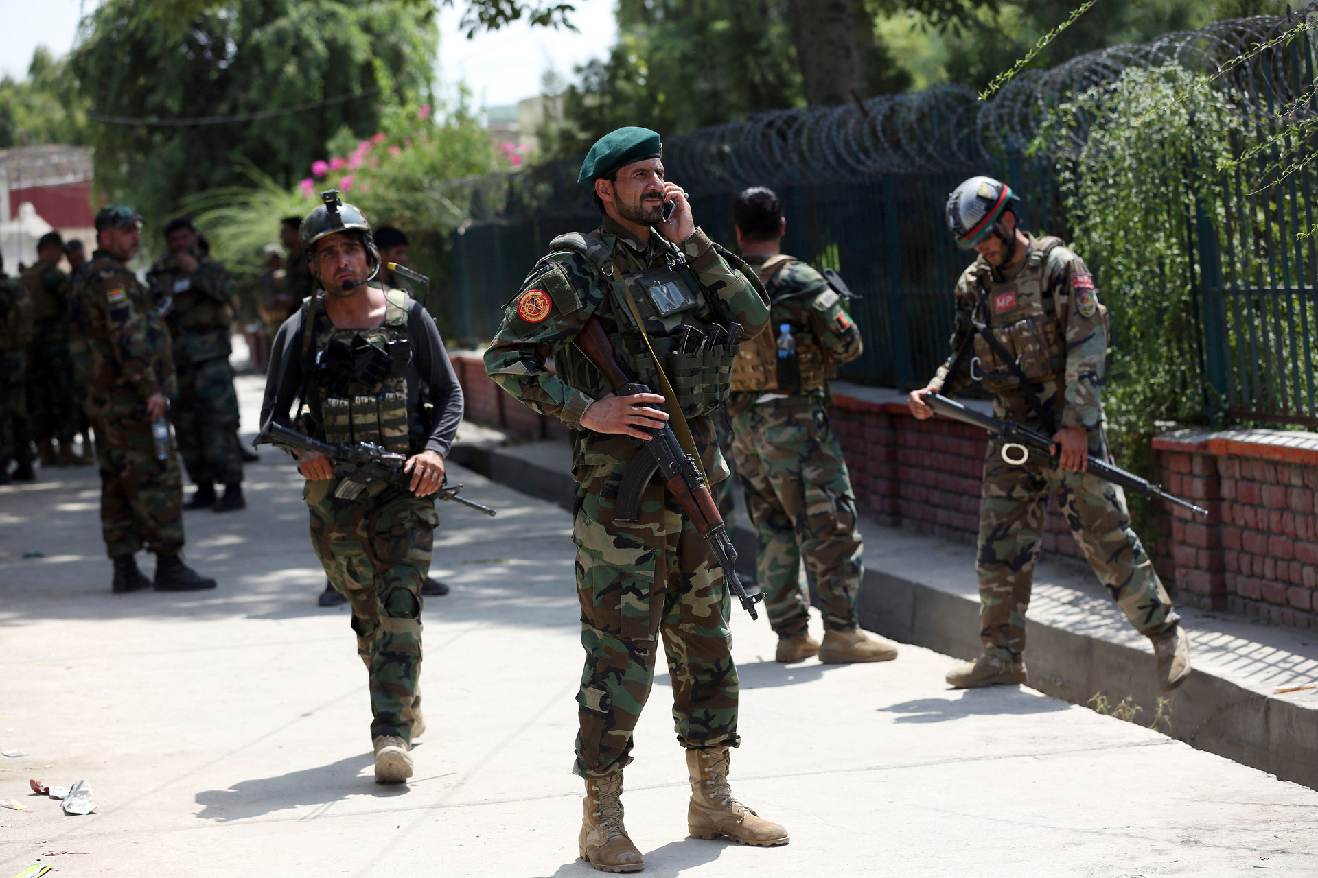 Lực lượng an ninh Afghanistan.