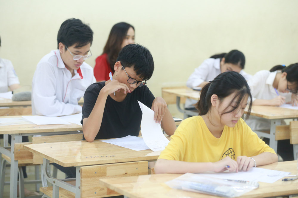 Thí sinh dự tuyển lớp 10 THPT tại Hà Nội năm học 2020- 202- Phạm Quang Vinh)