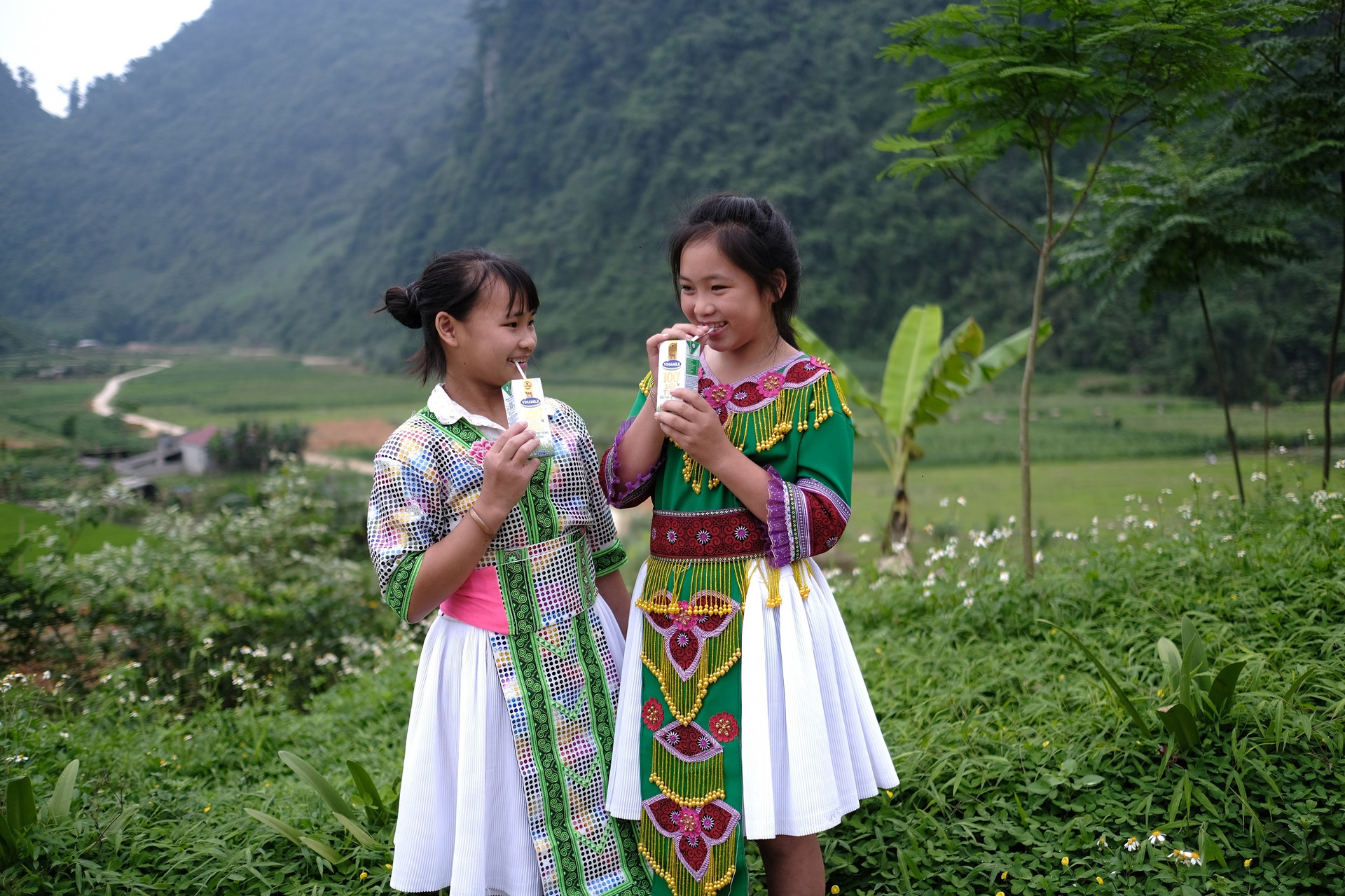 Bên cạnh chương trình hỗ trợ mổ tim cho trẻ em, 13 năm qua Vinamilk còn dành rất nhiều sự quan tâm cho đối tượng trẻ em qua chương trình Quỹ sữa Vươn cao Việt Nam.