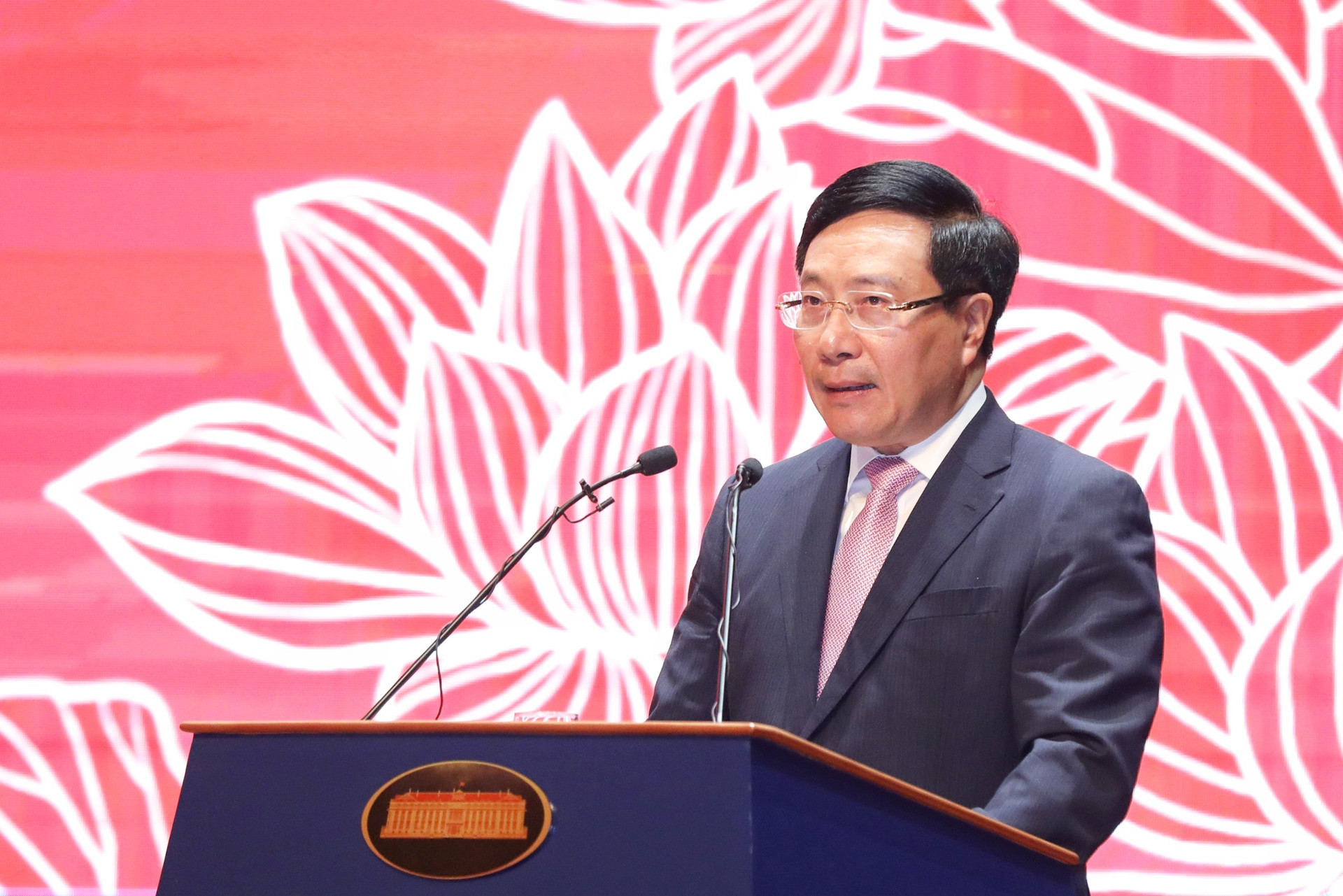 Phó Thủ tướng, Bộ trưởng Ngoại giao Phạm Bình Minh phát biểu tại sự kiện