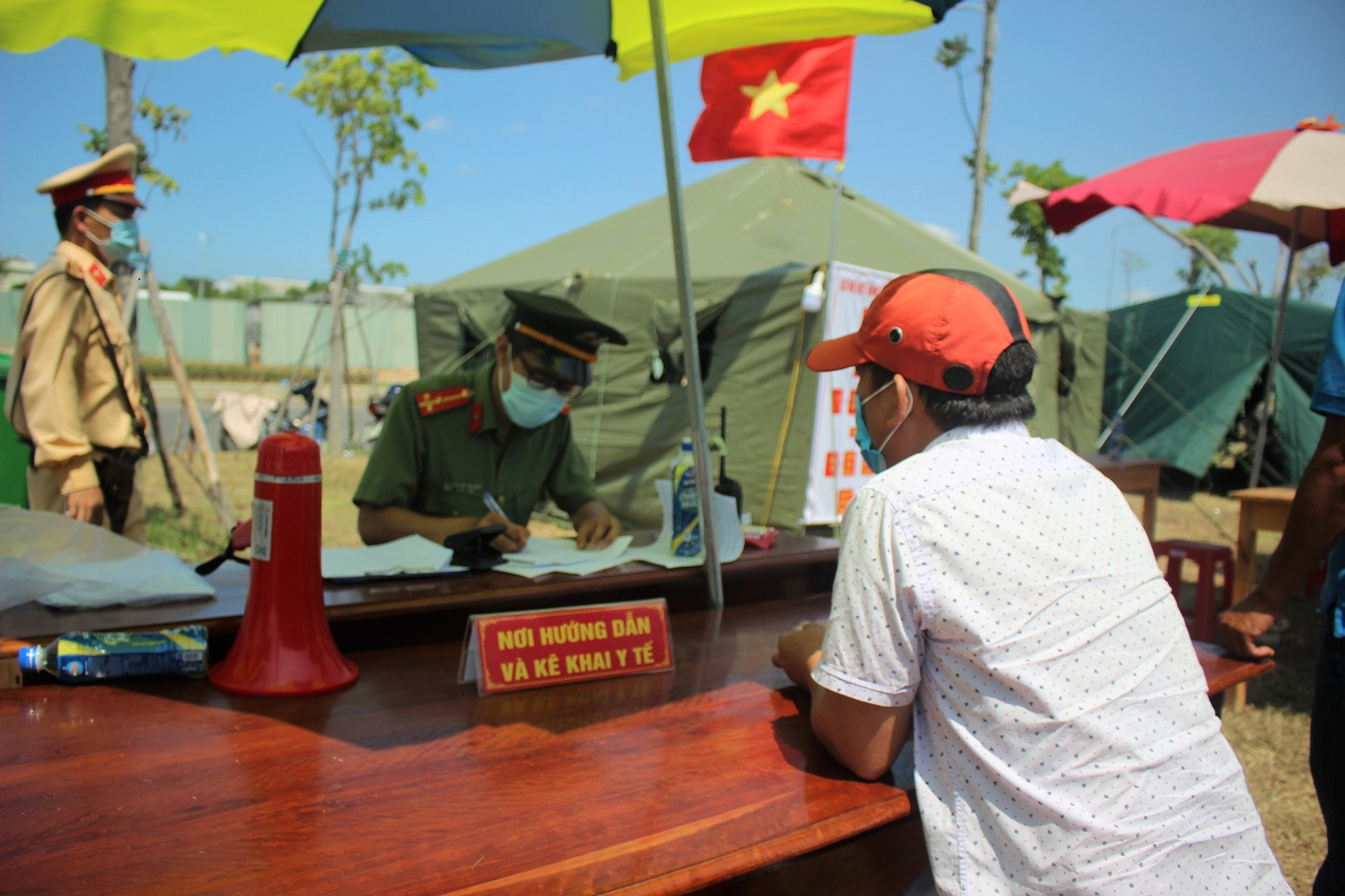Một điểm chốt chặn kiểm tra y tế tại vùng biên giới của Quảng Nam trước đây.