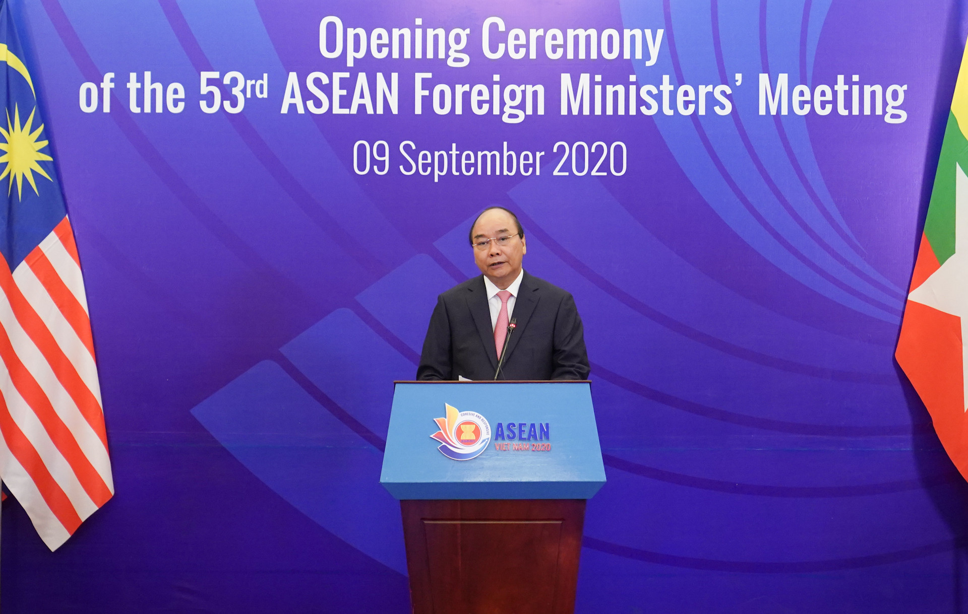 Thủ tướng Nguyễn Xuân Phúc phát biểu tại Hội  nghị AMM53