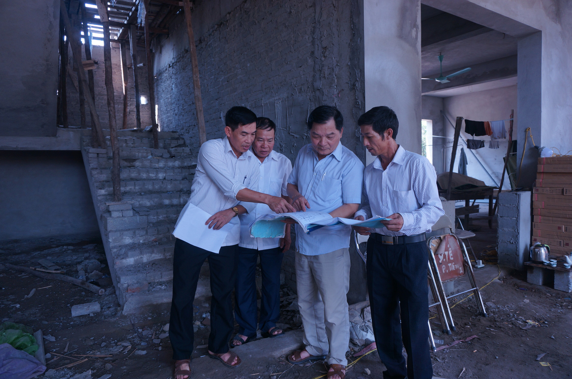 Ban Giám sát đầu tư của cộng đồng huyện Gia Lâm (Hà Nội) bám sát Luật MTTQ Việt Nam để nâng cao chất lượng hoạt động.