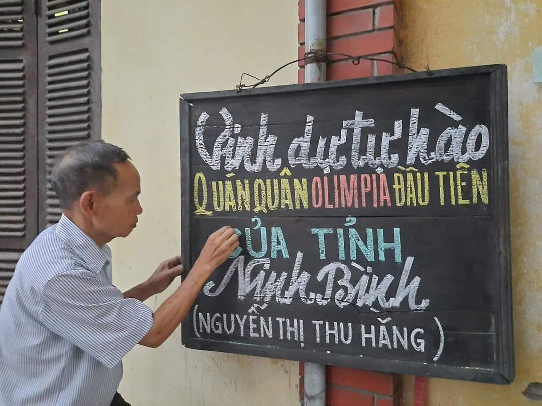 Người dân Ninh Bình tự hào về quán quân Thu Hằng.