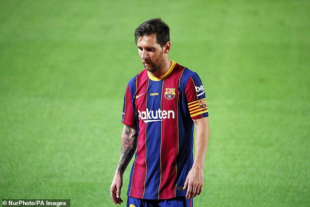 Messi bất mãn với chính sách chuyển nhượng của Barcelona.