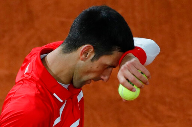 Phong độ của Djokovic được cải thiện dần theo từng set.