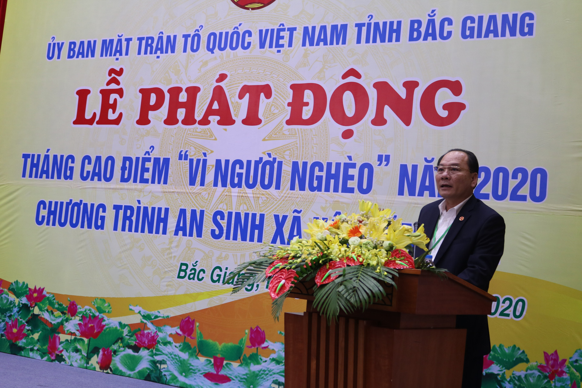 Ông Trần Công Thắng, Chủ tịch UBMTTQ tỉnh Bắc Giang phát động tháng cao điểm Vì người nghèo.