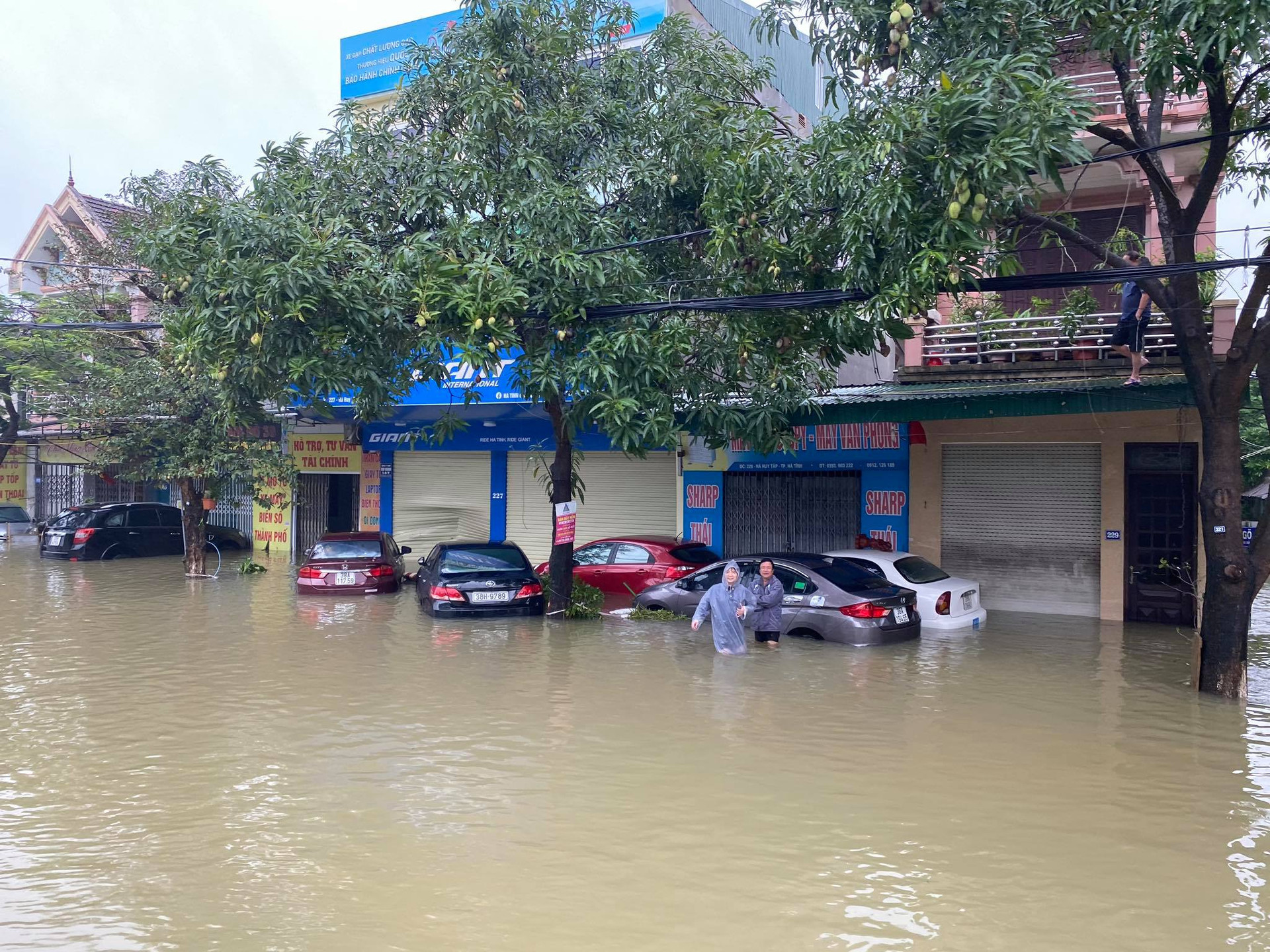 Ngập lụt tại TP Hà Tĩnh vào chiều 20/10.