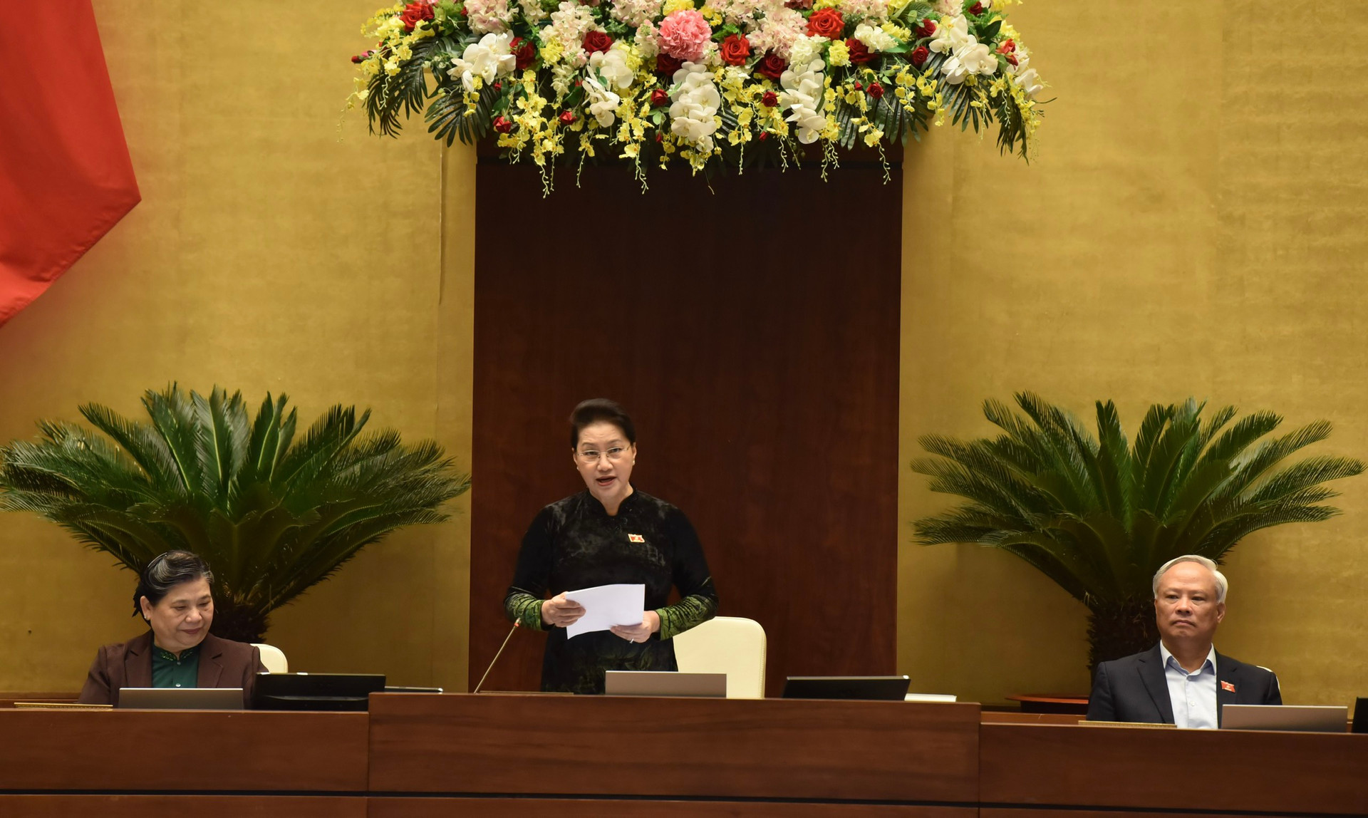 Chủ tịch Quốc hội Nguyễn Thị Kim Ngân phát biểu khai mạc phiên chất vấn- Ảnh: Quang Vinh
