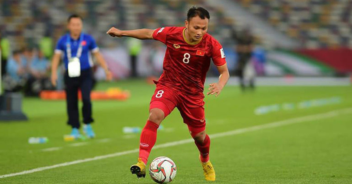 Trọng Hoàng là một trong 9 hậu vệ biên được HLV Park Hang Seo triệu tập lên tuyển.