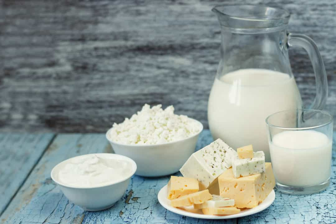 Cần thiết cho mọi giai đoạn của cuộc đời - Sữa tốt cho sức khỏe của chúng ta. Tổ chức Y tế Thế giới (WHO) khuyến nghị ba khẩu phần sữa hoặc các sản phẩm từ sữa hàng ngày.