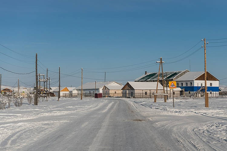 Oymyakon, một trong những khu vực có người sinh sống lạnh nhất trên thế giới. Ảnh: Wikimedia Commons.