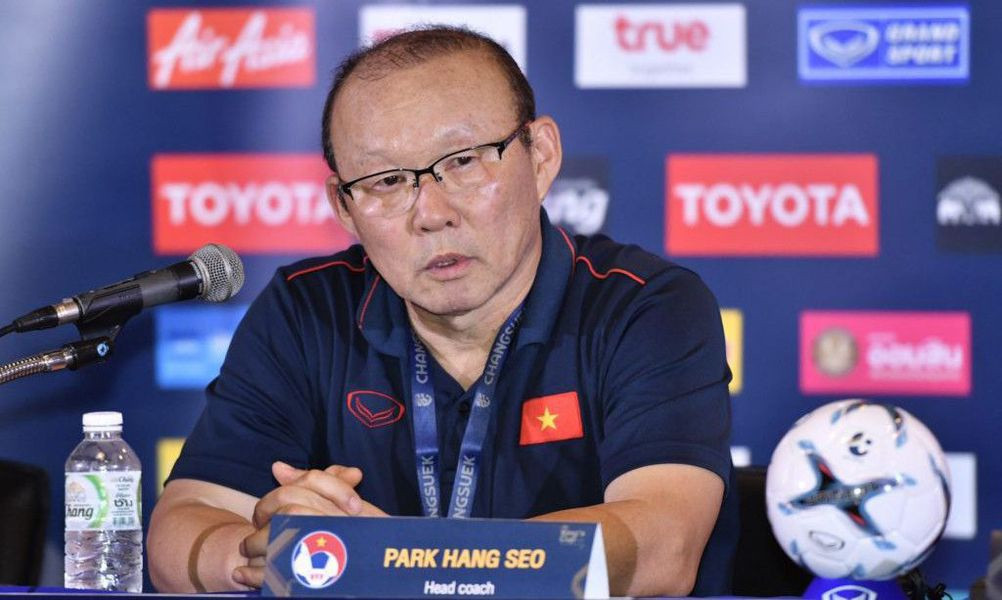 HLV Park Hang Seo (Hàn Quốc - đội tuyển Việt Nam) xếp thứ 3 trong danh sách lãnh lương cao nhất Đông Nam Á: 50.000 USD/tháng.