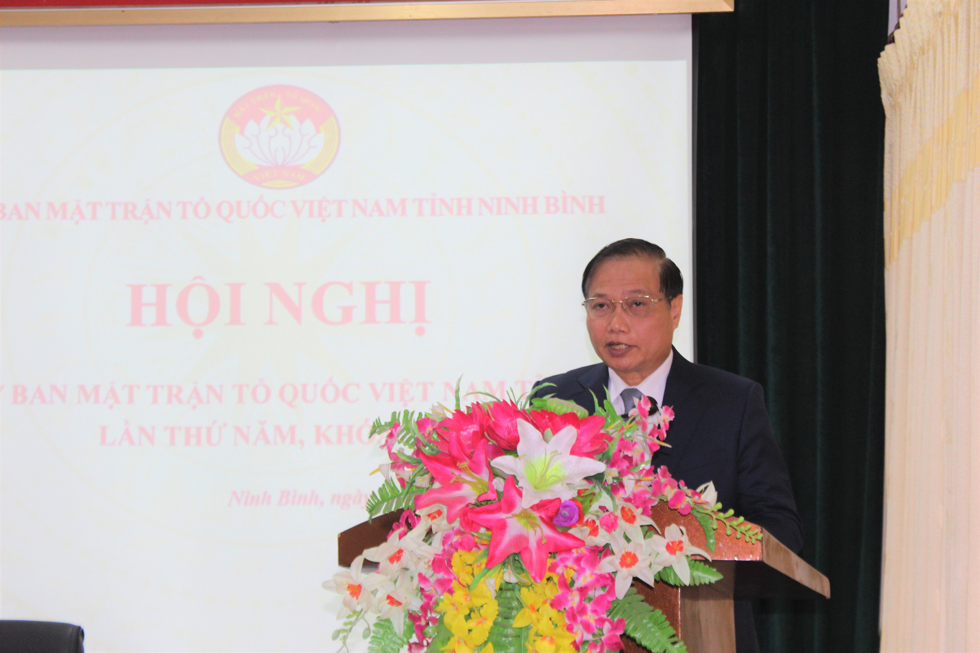 Ông Trần Hồng Quảng, Phó bí thư Thường trực Tỉnh ủy, Chủ tịch HĐND tỉnh phát biểu tại hội nghị.