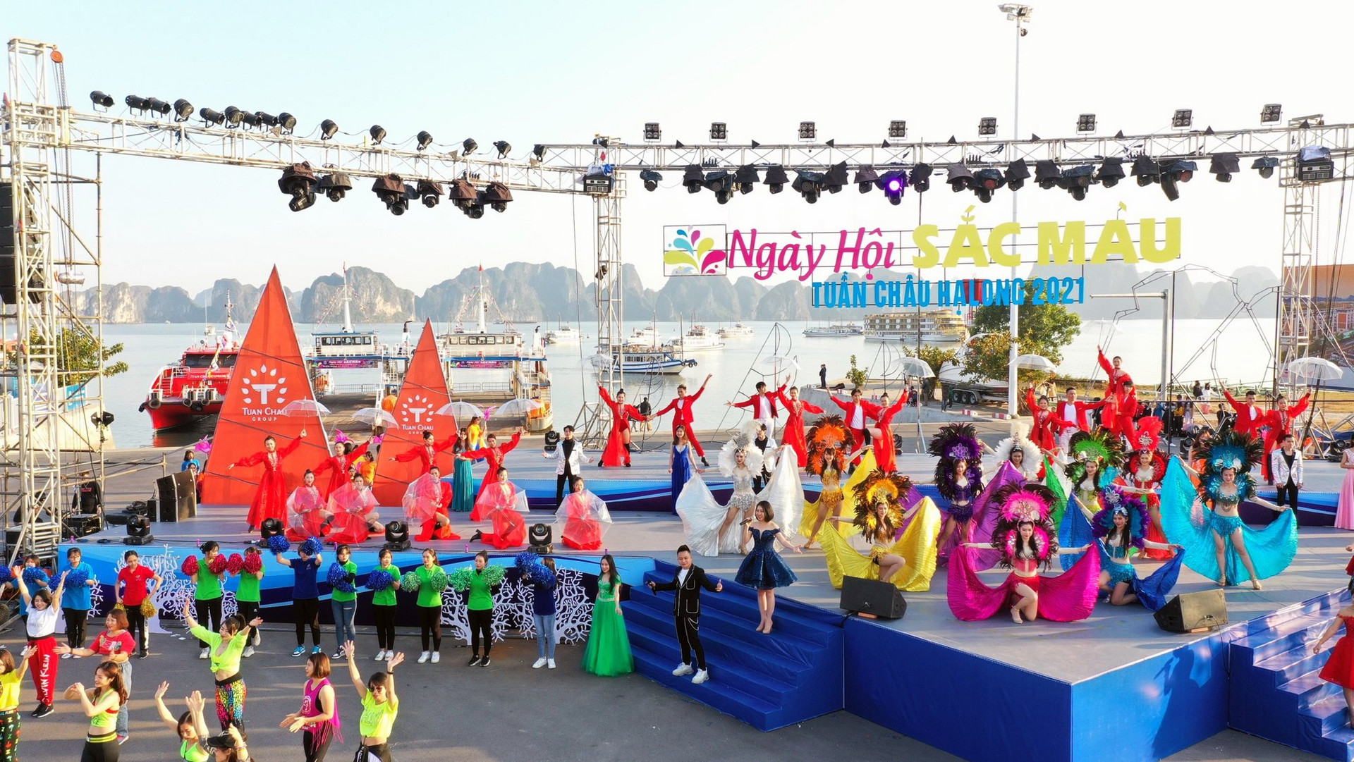 Chương trình Carnaval mùa đông - Ngày hội sắc màu Tuần Châu 2021 lần đầu tiên được tổ chức tại Tuần Châu.