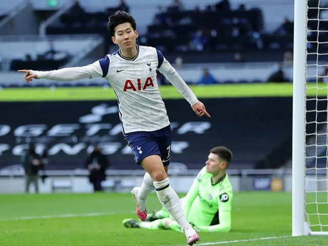 Son Heung Min cán mốc 100 bàn thắng cho Tottenham.