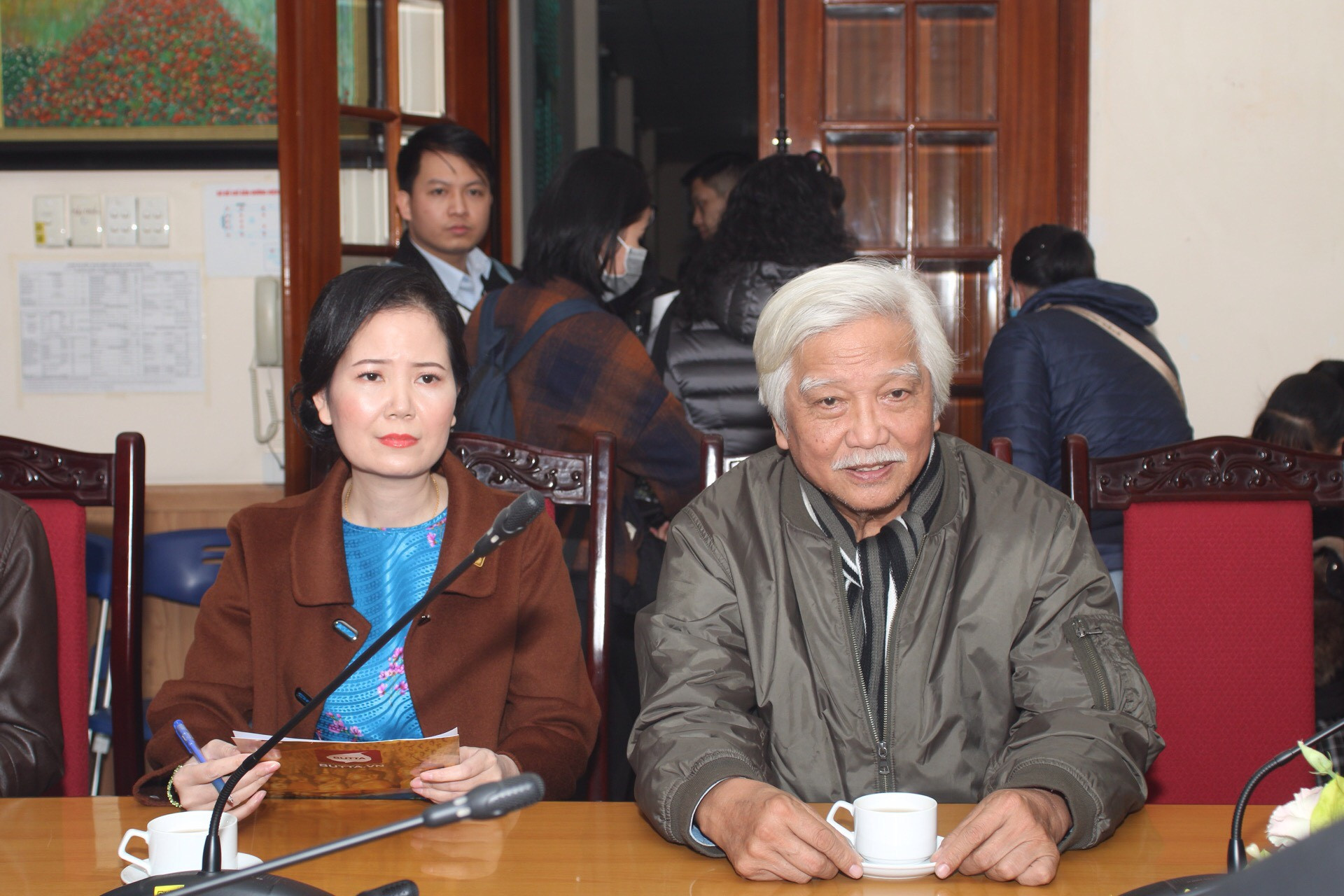 Nhà sử học Dương Trung Quốc tham dự lễ trao tặng.