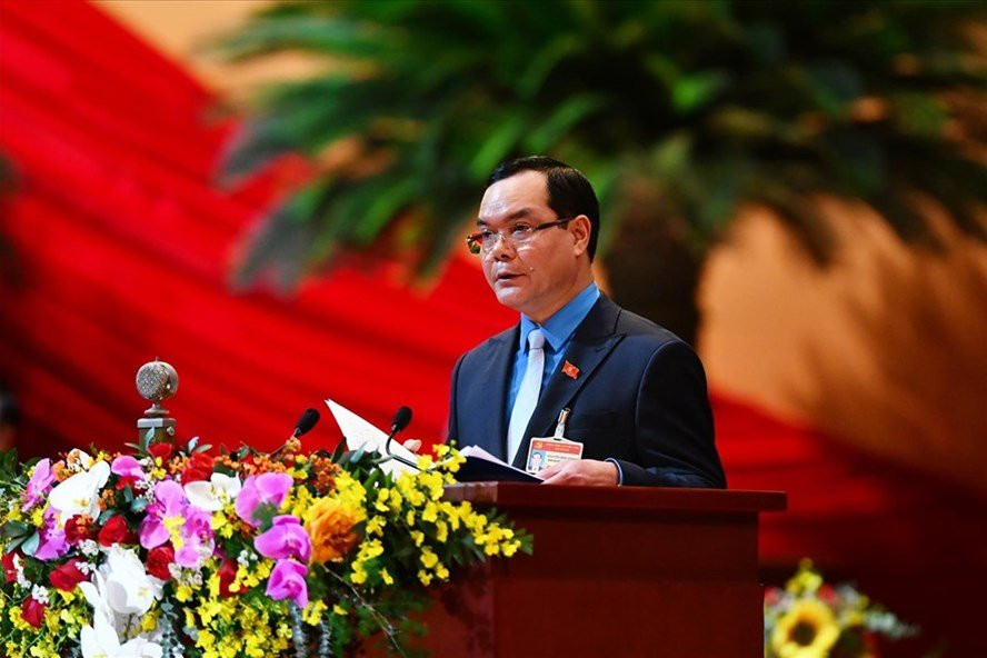Chủ tịch Tổng Liên đoàn Lao động Việt Nam Nguyễn Đình Khang