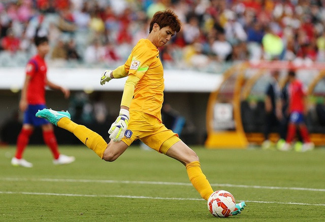 Đối thủ lớn nhất của Đặng Văn Lâm ở Cerezo Osaka sẽ là cựu thủ môn đội tuyển Hàn Quốc Kim Jin-hyeon.