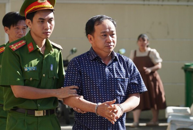 Bị can Nguyễn Hữu Hoành bị bắt giữ. Ảnh: Q.H