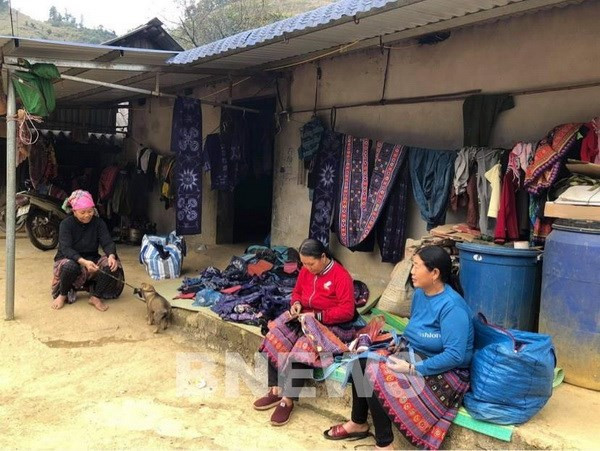 Bản Pà Cò 1, là một trong những bản còn duy trì và phát triển làng nghề dệt thổ cẩm truyền thống của người Mông. (Ảnh: Thúy Hiền/Bnews/TTXVN/Vietnam+).