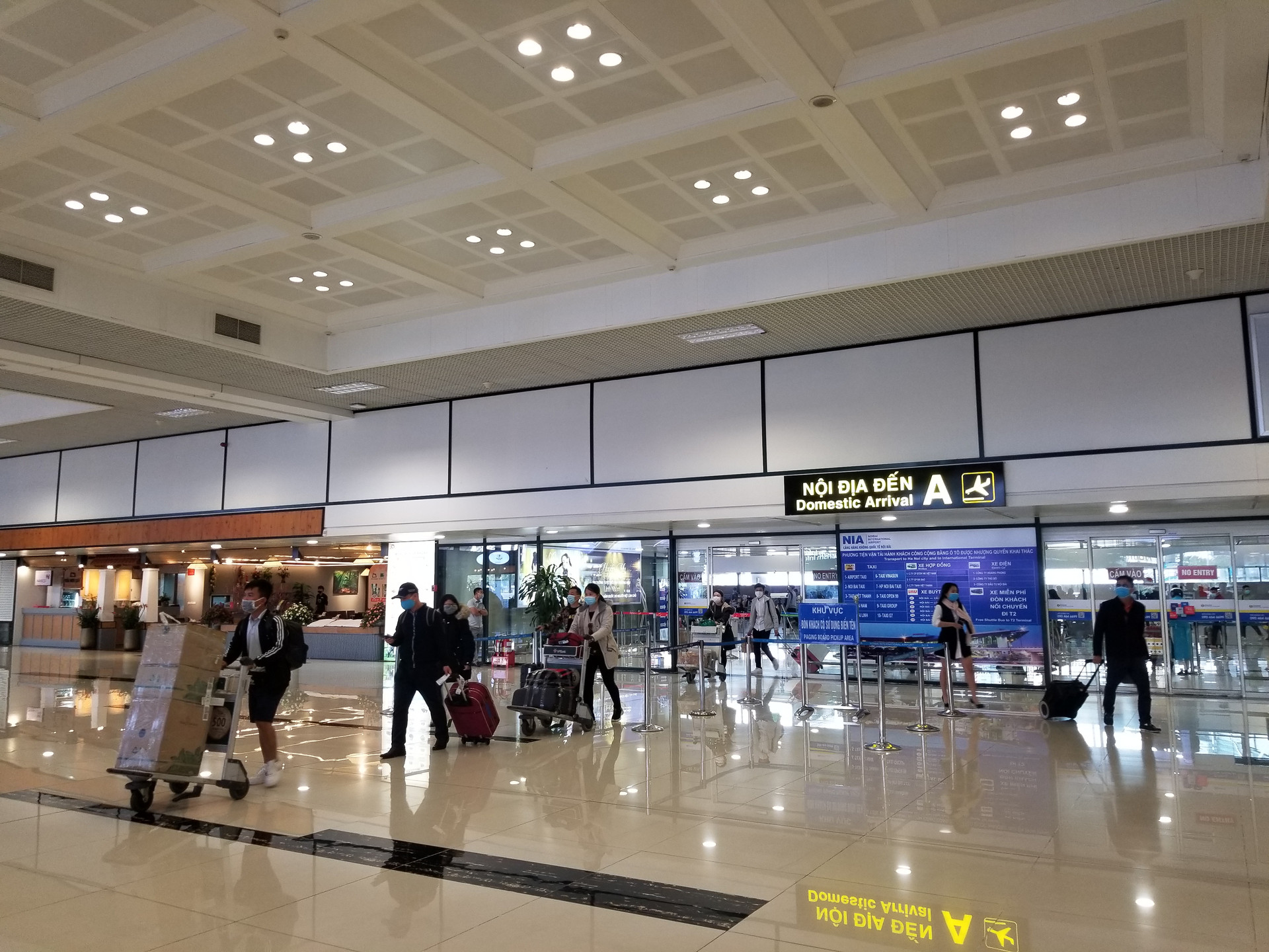 Sân bay Nội Bài vẫn tiếp tục hoạt động sau kì nghỉ Tết Nguyên Đán Tân Sửu 2021