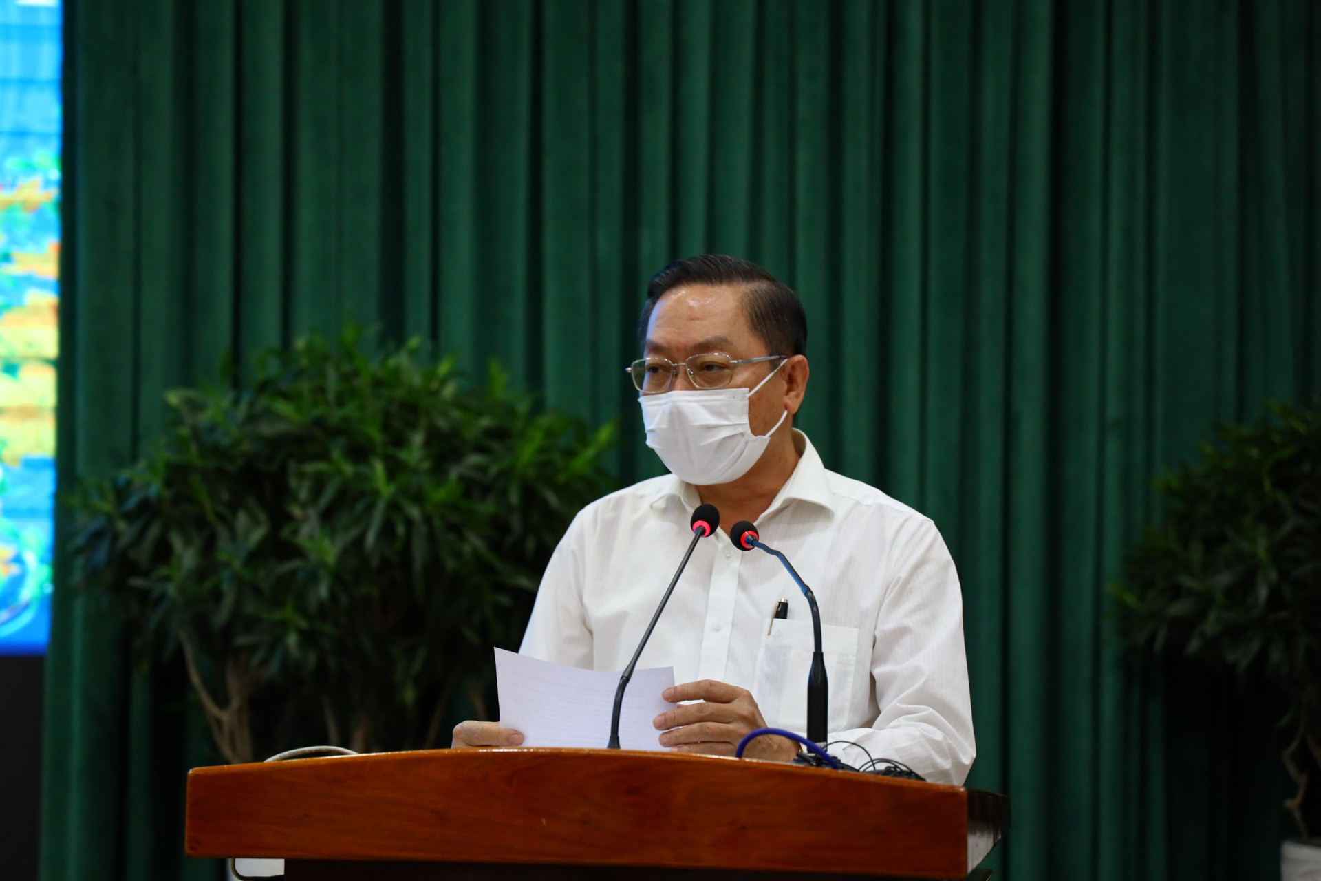 Giám đốc Sở Y tế TP HCM Nguyễn Tấn Bỉnh khẳng định đến thời điểm hiện nay TP HCM đã cơ bản kiểm soát được dịch Covid-19.