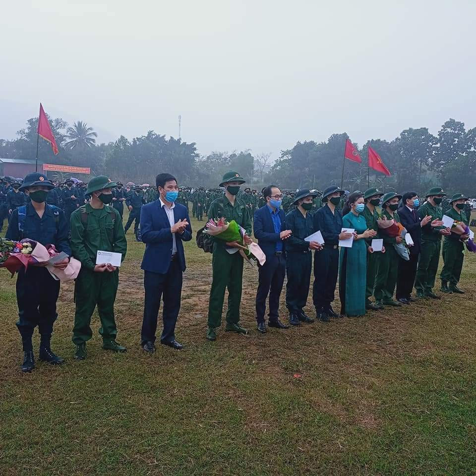 Lễ giao nhận quân tại huyện Bá Thước.