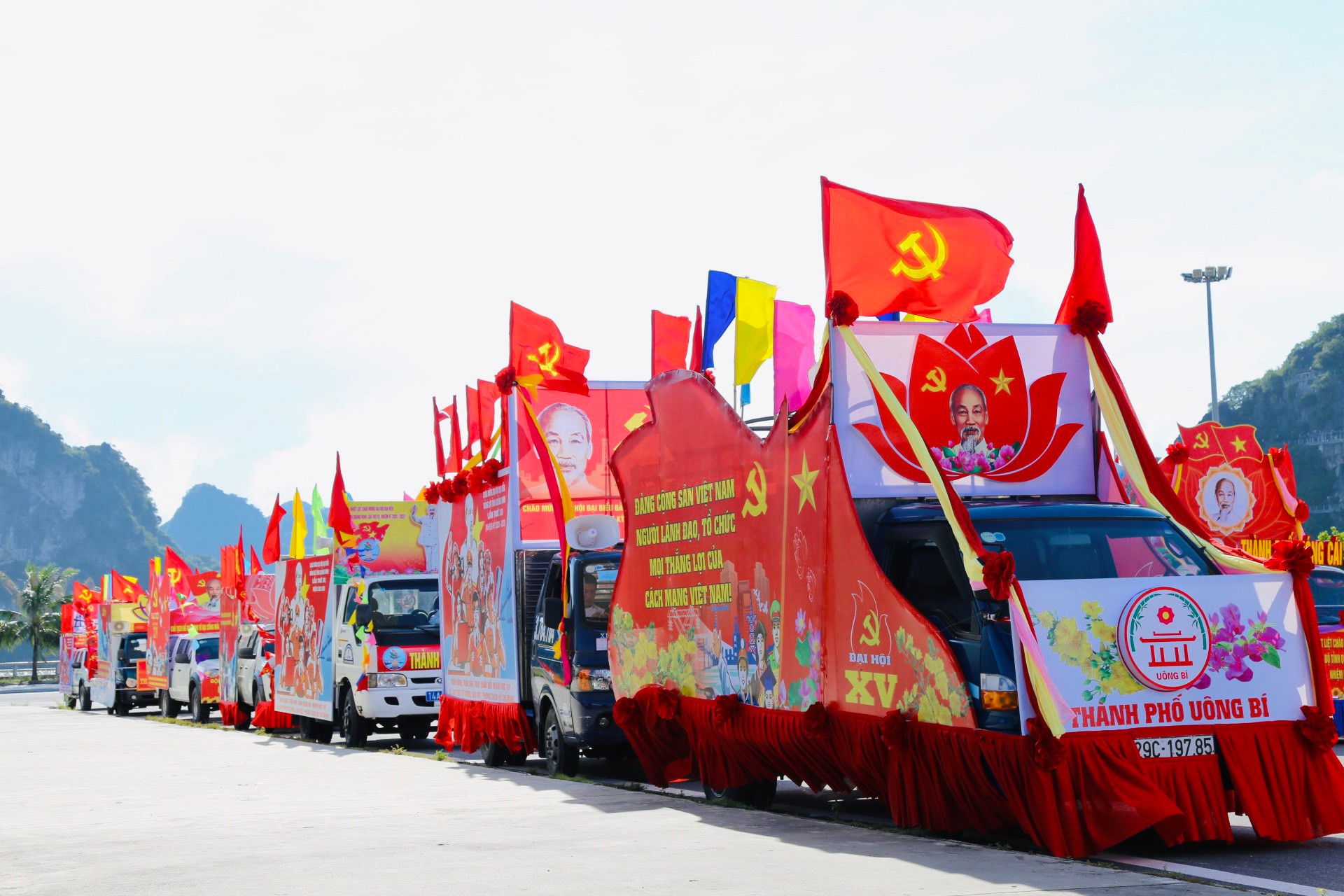 Hội thi xe tuyên truyền cổ động chào mừng Đại hội Đại biểu Đảng bộ tỉnh lần thứ XV, nhiệm kỳ 2020 - 2025.