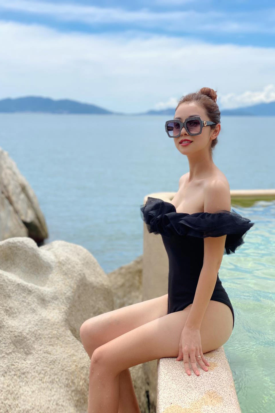 Nhan sắc quyến rũ của Hoa hậu Jennifer Phạm.