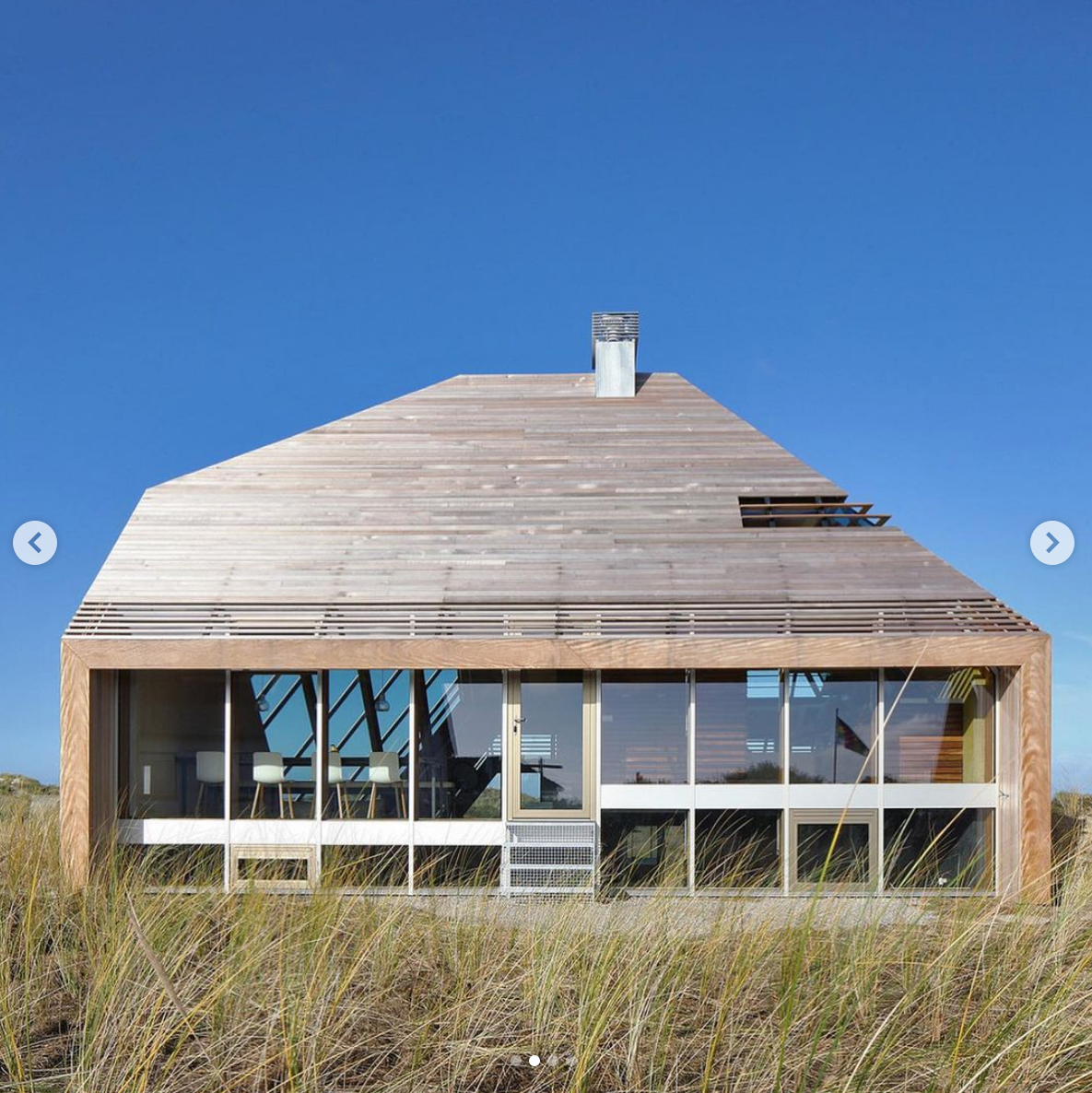 Căn nhà được xây dựng với hàng loạt yếu tố bền vững (Ảnh: Instagram).