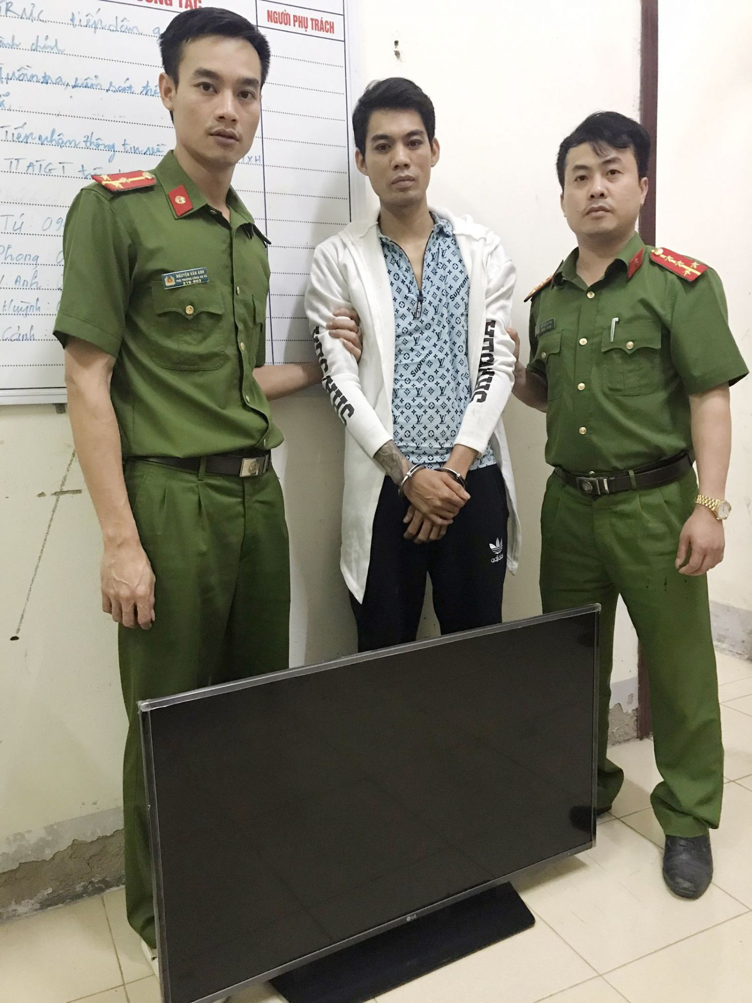Nguyễn Quảng Long và tang vật của vụ án
