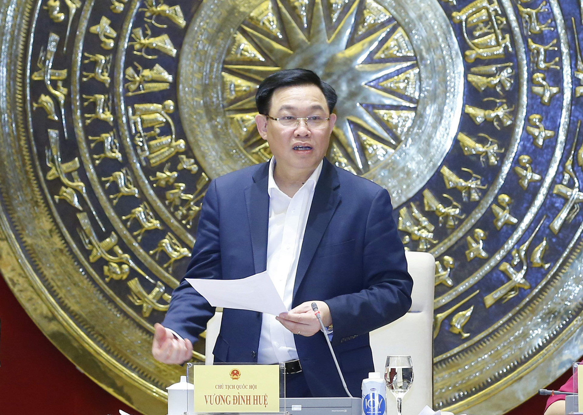 Chủ tịch Quốc hội Vương Đình Huệ phát biểu tại buổi làm việc-Ảnh: Quang Vinh