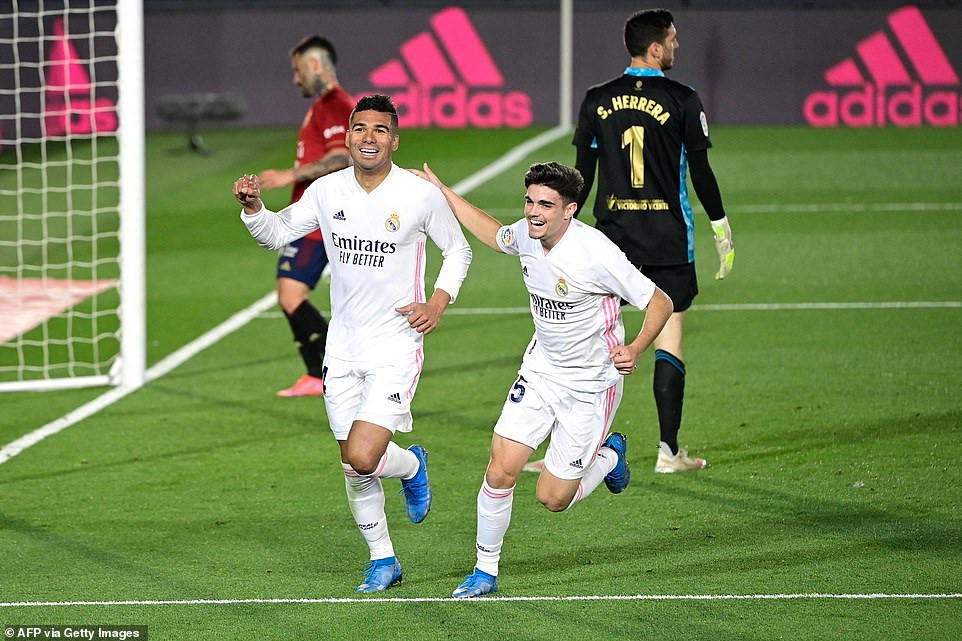 Niềm vui chiến thắng của các cầu thủ Real Madrid.