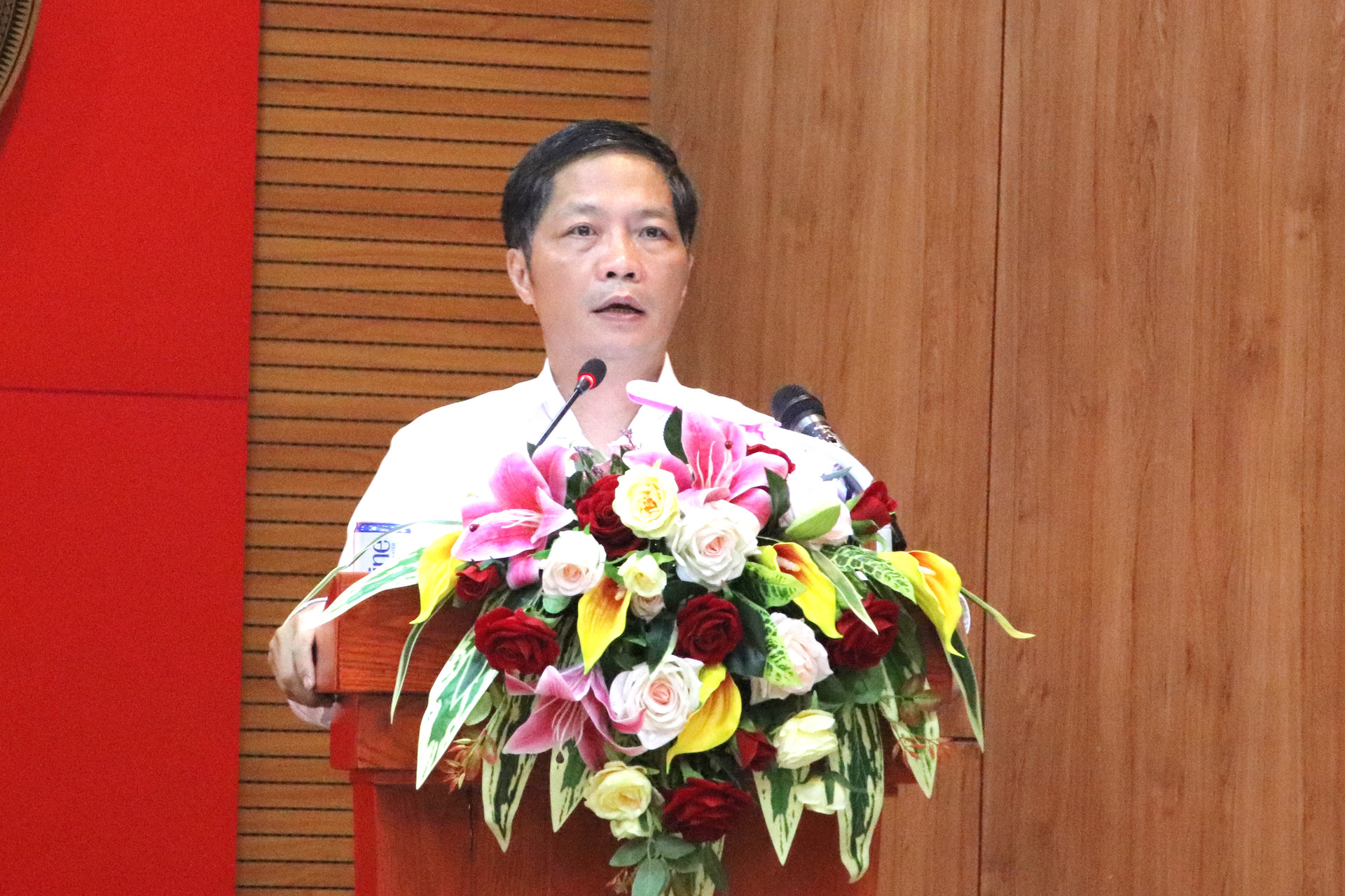 Ông Trần Tuấn Anh, Trưởng Ban Kinh tế Trung ương phát biểu tại buổi làm việc