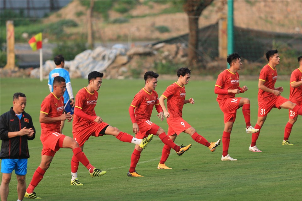 Đội tuyển Quốc gia Việt Nam tập luyện vào 10/5. (Ảnh: Hoài Thu).