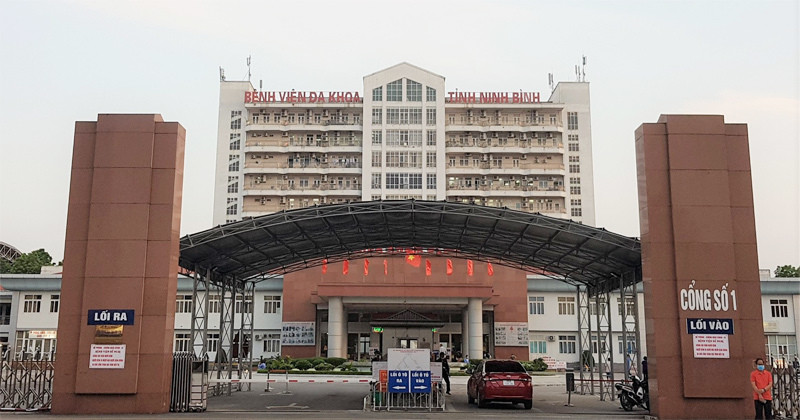 BVĐK tỉnh Ninh Bình điều trị cho 2 ca mắc Covid-19 vừa được công bố.