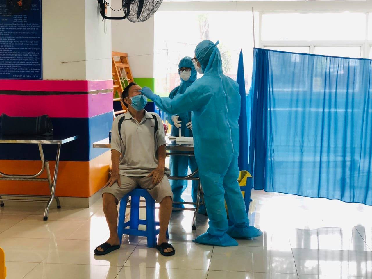 Một số bệnh viện trên địa bàn TP HCM ghi nhận tình trạng nhân viên y tế nhiễm Covid-19
