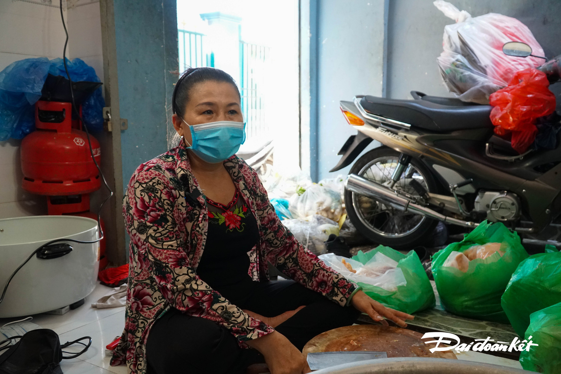 Chị Nguyễn Thị Tưởng, 53 tuổi, ngụ Quận 5, chị đã gắng với công việc thiện nguyện nhiều năm nay.