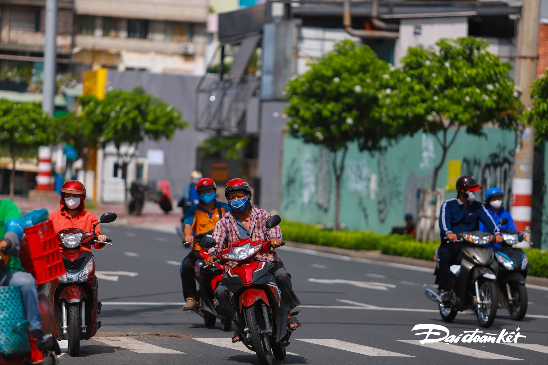 Rất nhiều người vẫn đang lo là, chủ quan trước dịch bệnh, khi nhận thất sự nới lỏng của lực lượng trực chốt.