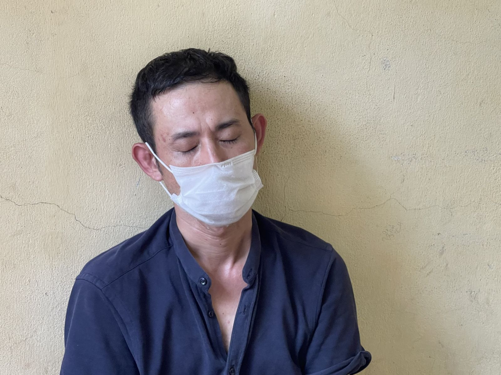 Dù TP Thanh Hóa đang giãn cách theo Chỉ thị 16 nhưng Lê Văn Quang vẫn cùng 3 bạn nghiện phê ma túy trong nhà riêng.
