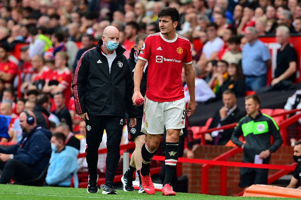 Man United vắng trung vệ đội trưởng Maguire vì chấn thương.