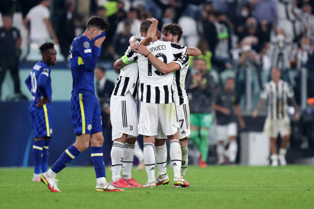 Chelsea bế tắc trước hàng thủ tốt của Juventus.