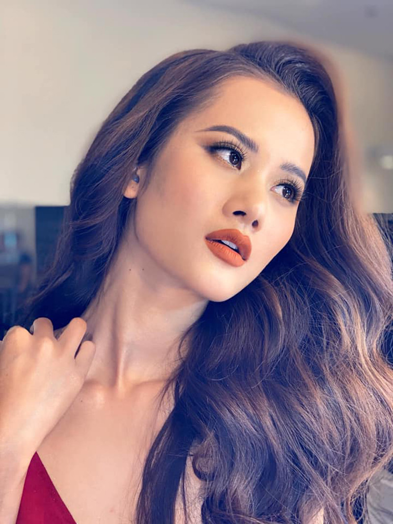 Hương Ly là Quán quân Người mẫu Việt Nam: Vietnam's Next Top Model 2015.