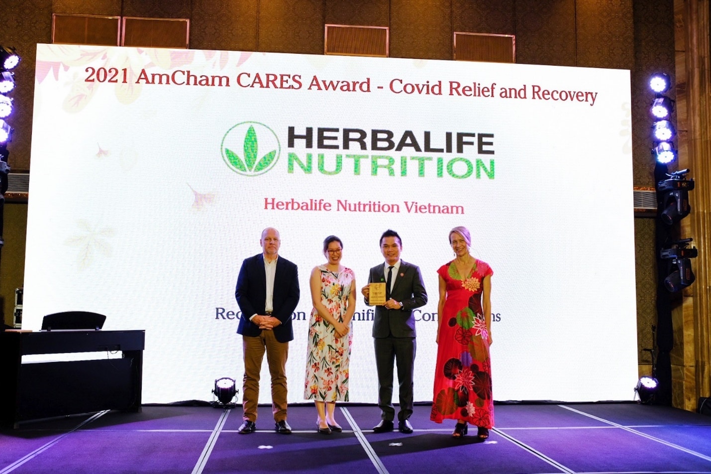 Giải thưởng AMCHAM CARES 2021.