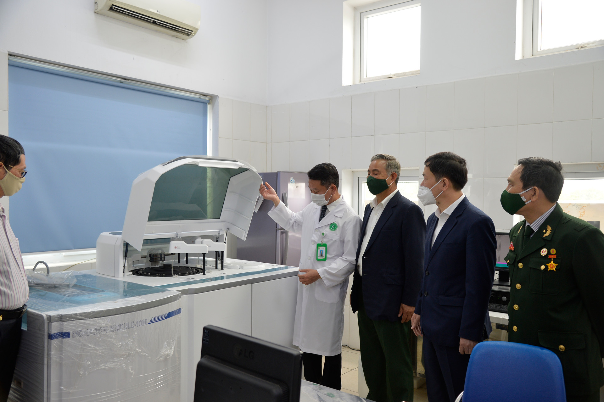 Các thiết bị y tế hiện đại được Quỹ Trái tim vàng Việt Nam trao tặng Bệnh viện Đa khoa Gia Lâm.